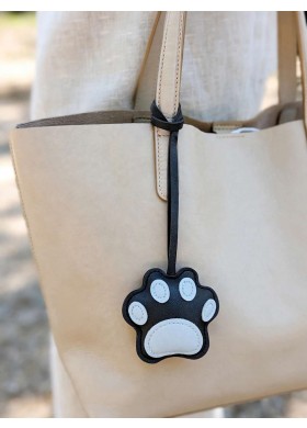 CC058-2-01 Paw